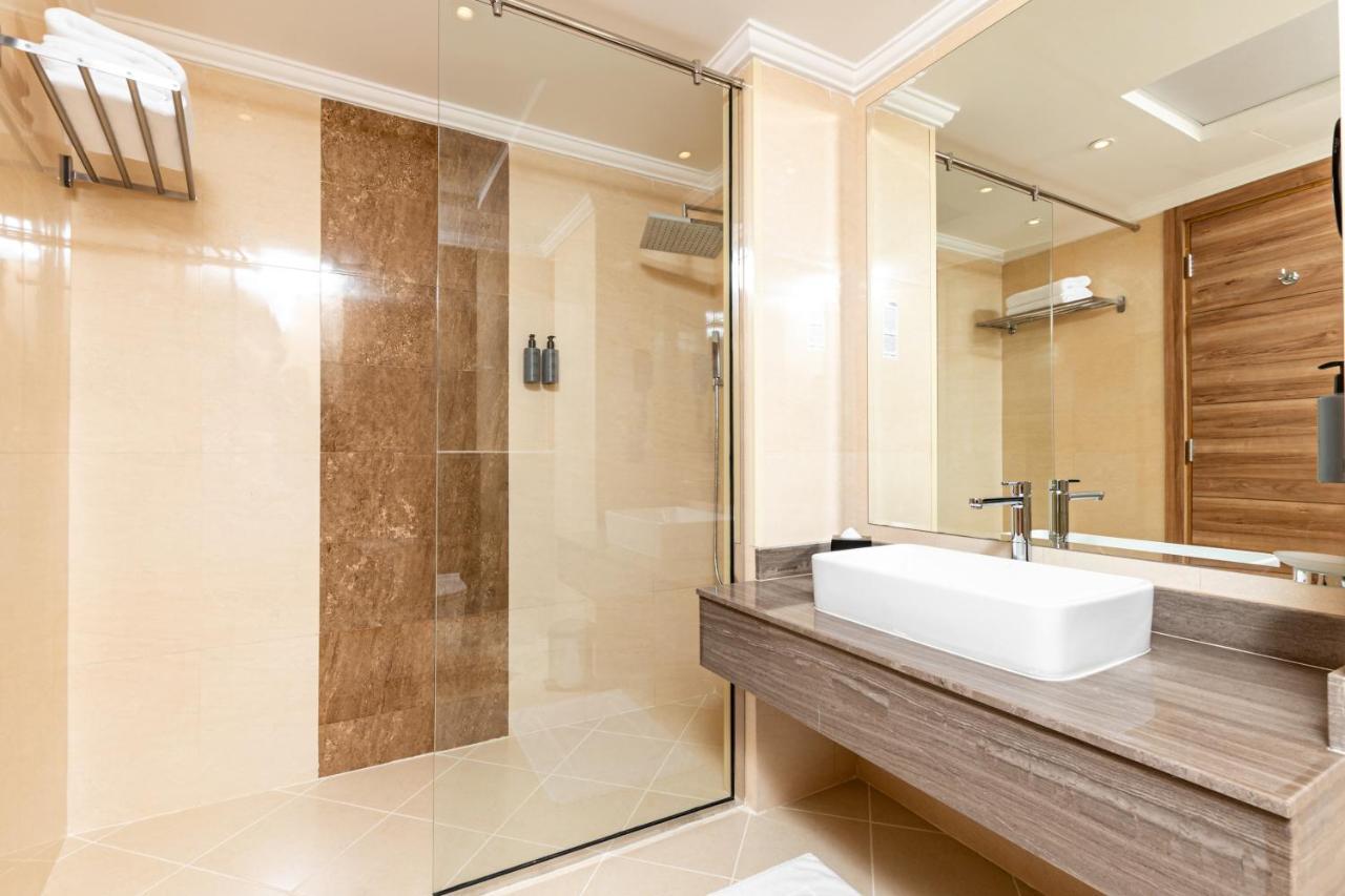Pyramisa Hotel Apartments Ντουμπάι Εξωτερικό φωτογραφία